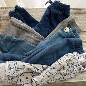 5 pairs of boy’s sweatpants/Joggerssize 18 months